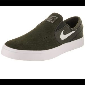 Nike Stefan Janoski Sequoia Green Suede Skate Shoe